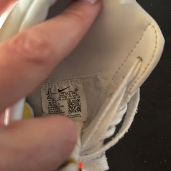 Nike Blazer Mid ‘77 size 9.5 - Picture 5 of 6